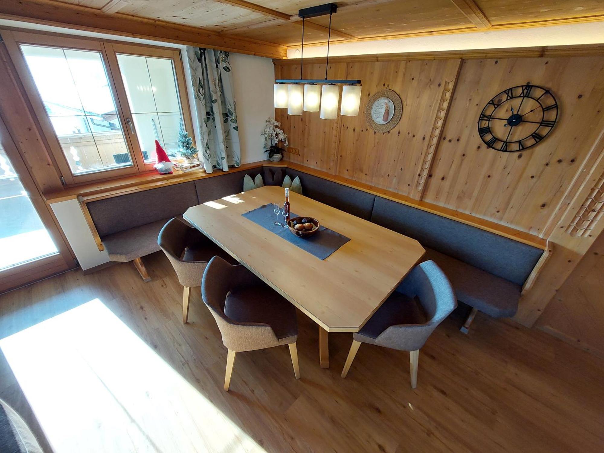 Appartements Hochzillertal カルテンバッハ 部屋 写真